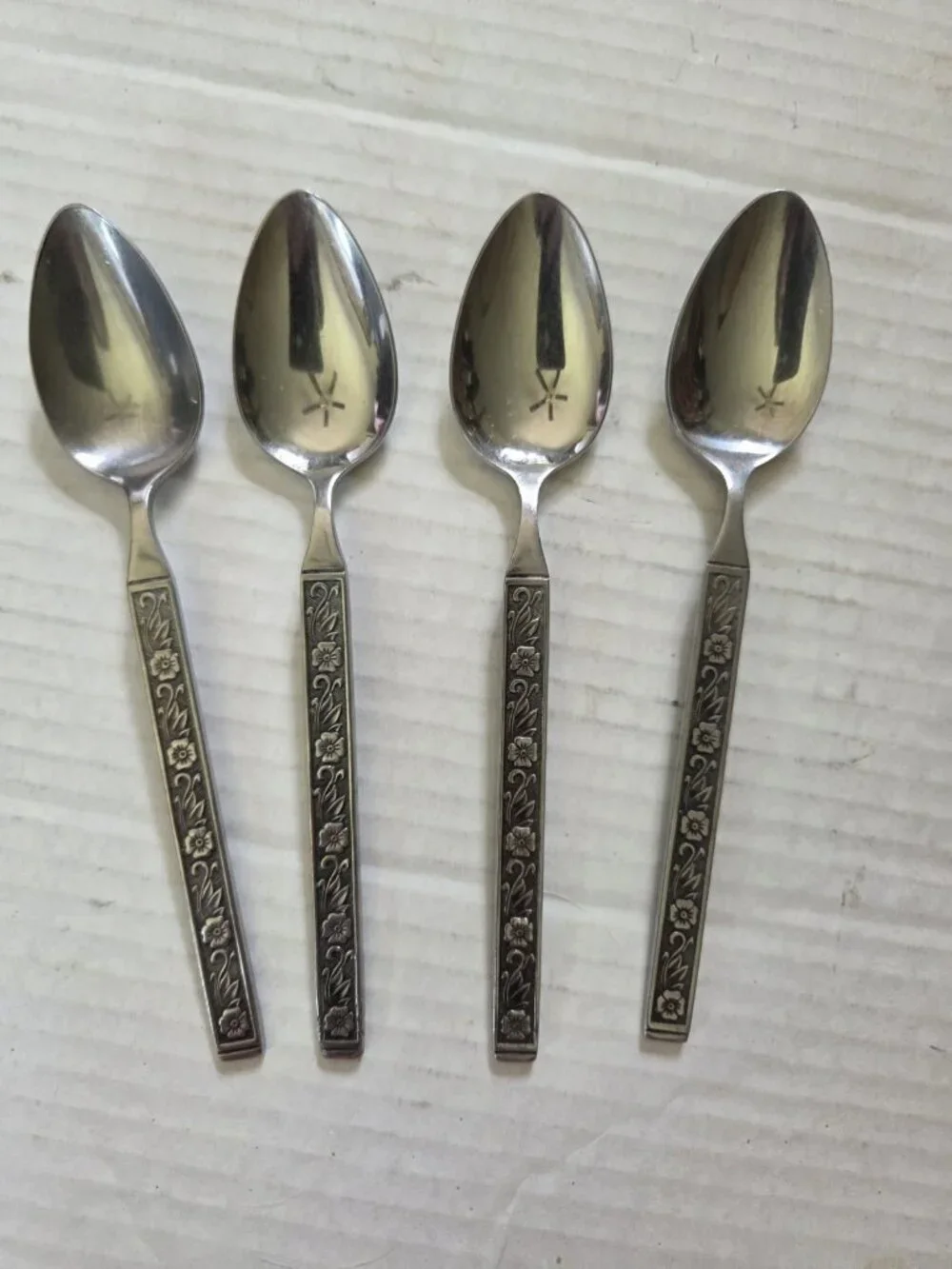 Gold Standard Night Blossom Teaspoons Set of 4 Japan Flowers Spoon